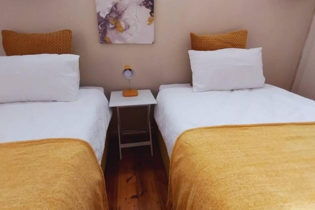 Spacious 1 Bedroom, Self Catering Apartment In Glenwood, Дурбан Экстерьер фото